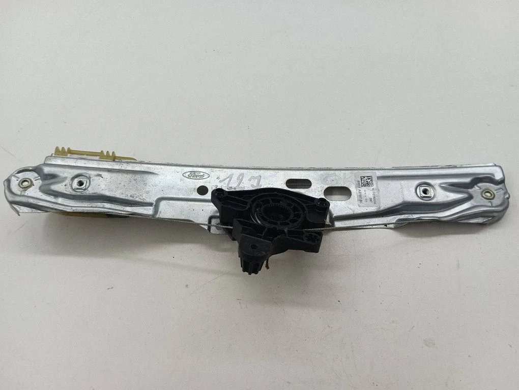 Rear window lifting mechanism without motor 924132104