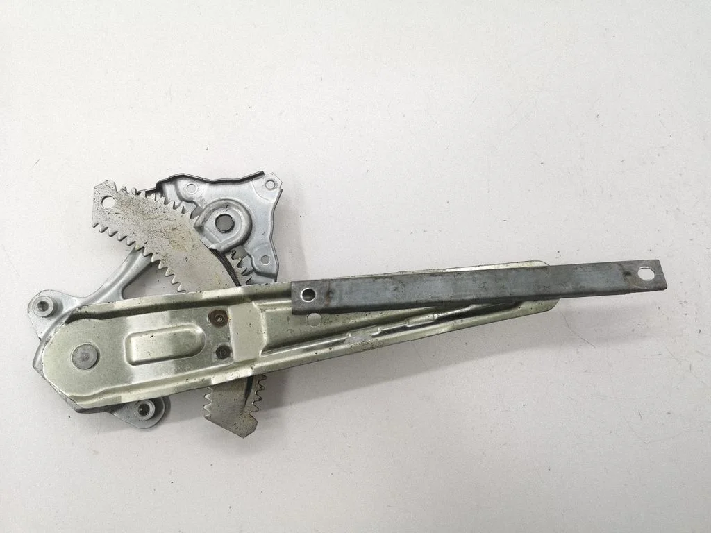Rear window lifting mechanism without motor – right