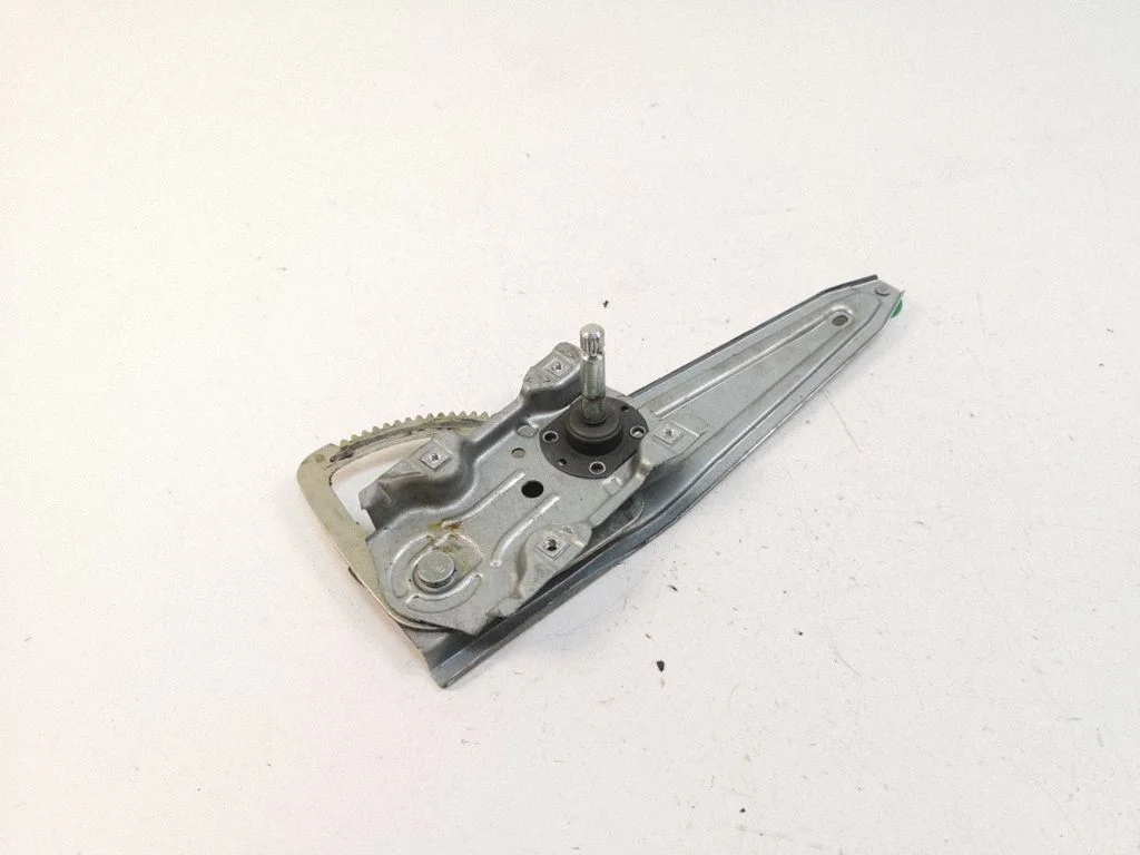 Rear window lifting mechanism without motor – left