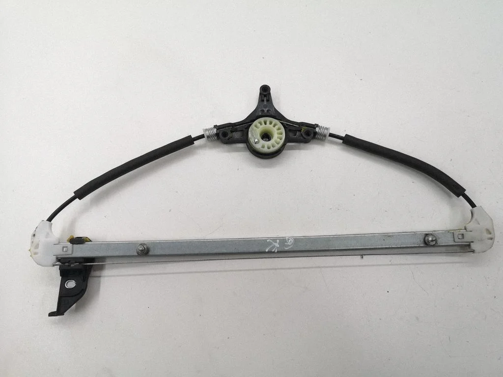 Rear window lifting mechanism without motor – left