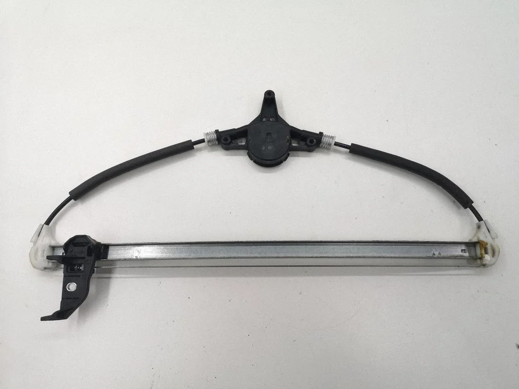 Rear window lifting mechanism without motor – right