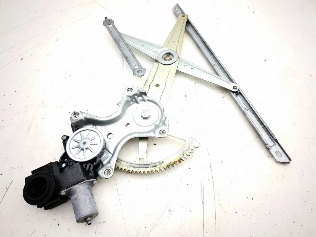 Rear door window regulator with motor 8572048141