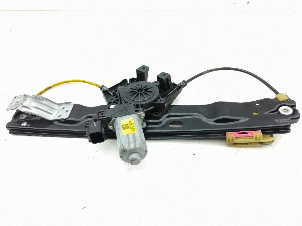 Rear door window regulator with motor 918957102