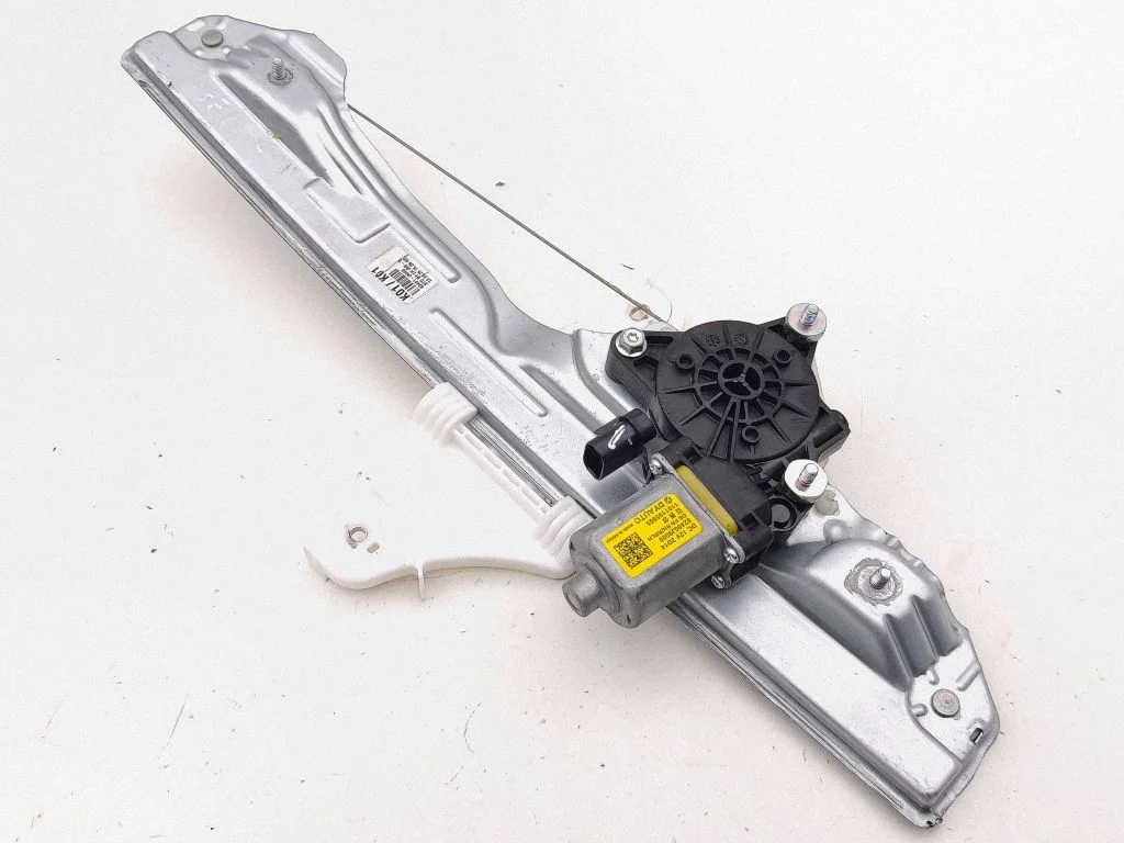 Rear door window regulator with motor 82460J9000