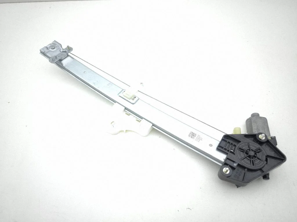 Rear door window regulator with motor 83460BE000