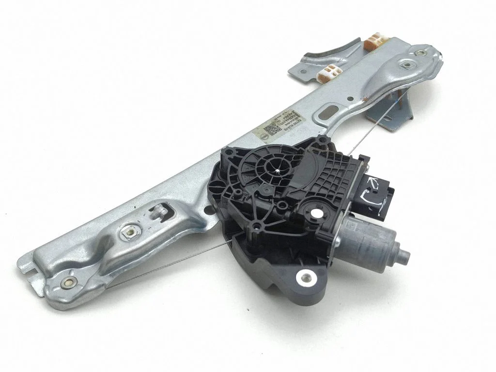 Rear door window regulator with motor 827006UA1B