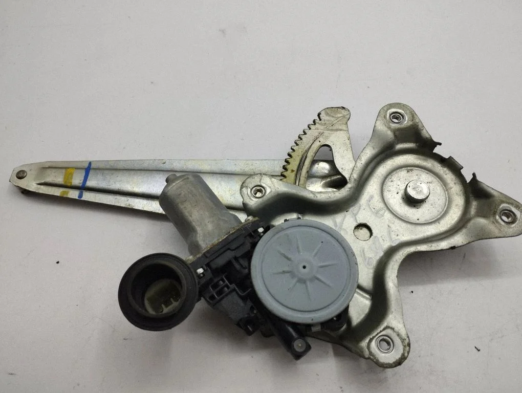 Rear door window regulator with motor 8571058010