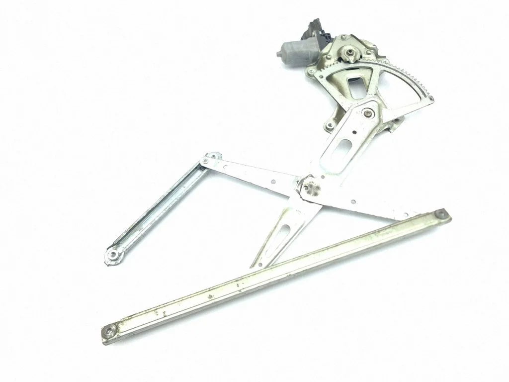 Rear door window regulator with motor – Toyota Prius (XW20) (2003-2009)