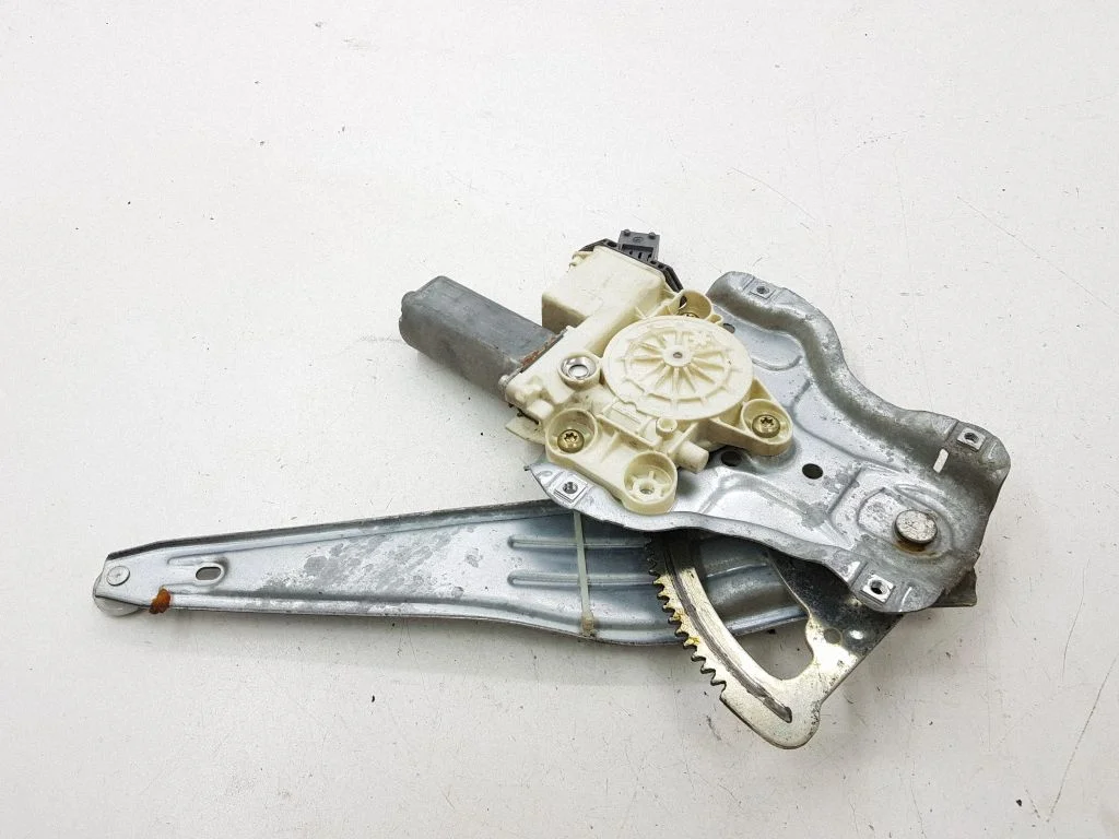 Rear door window regulator with motor 6983005100
