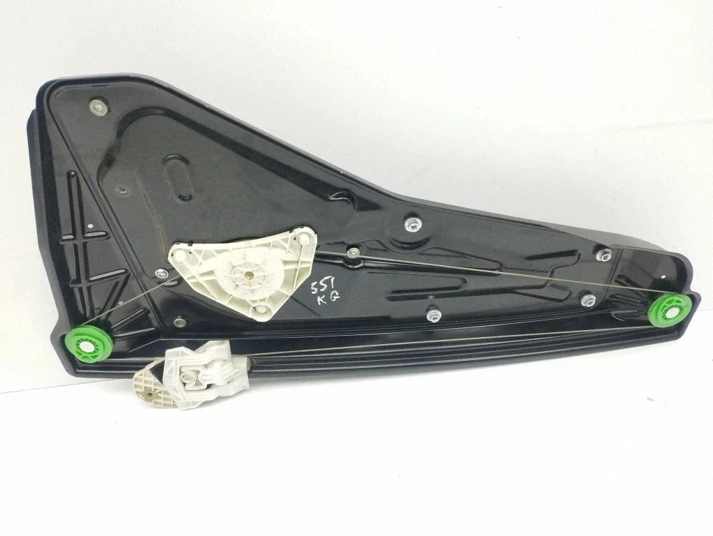 Rear door window regulator with motor 994728