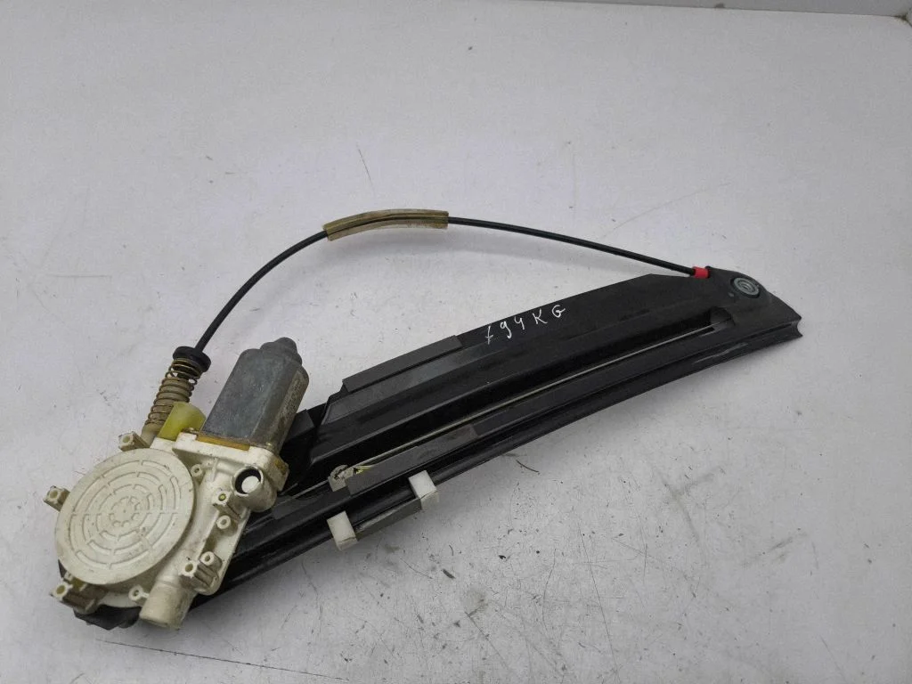 Rear door window regulator with motor 9030143