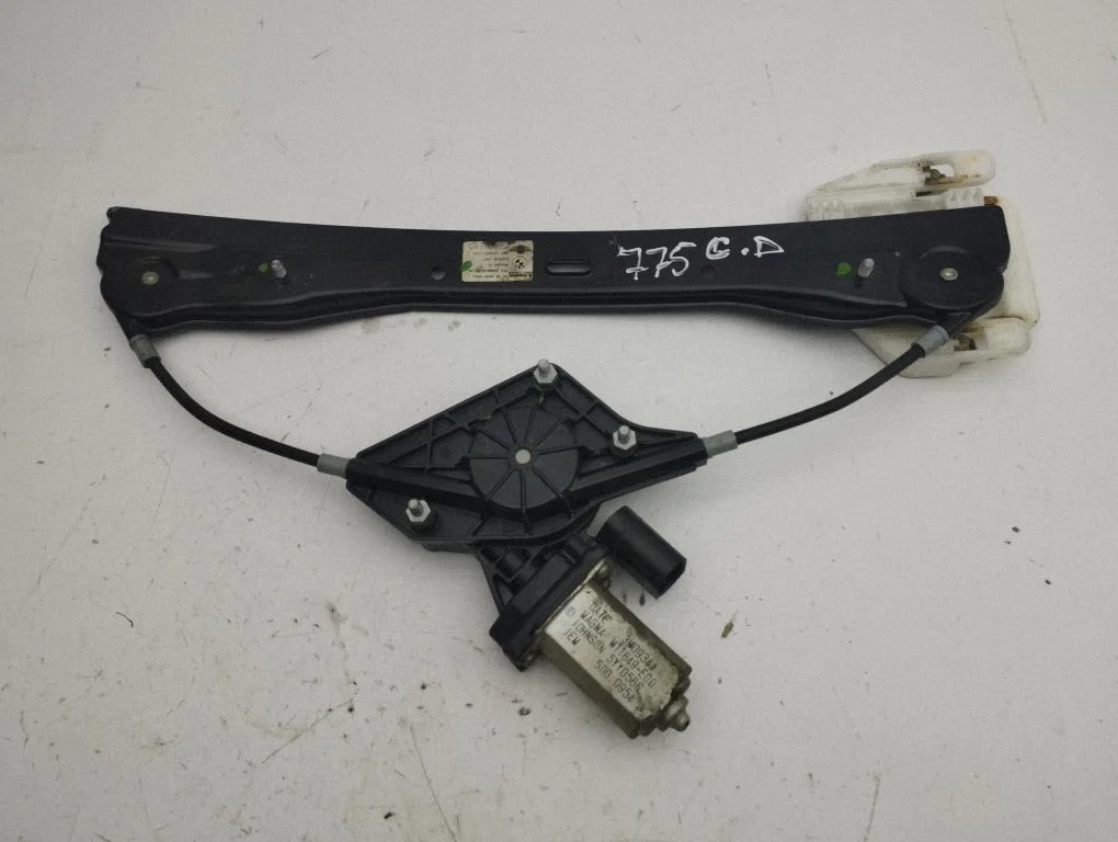 Rear door window regulator with motor – Mini Cooper Countryman R60 (2011-2016)
