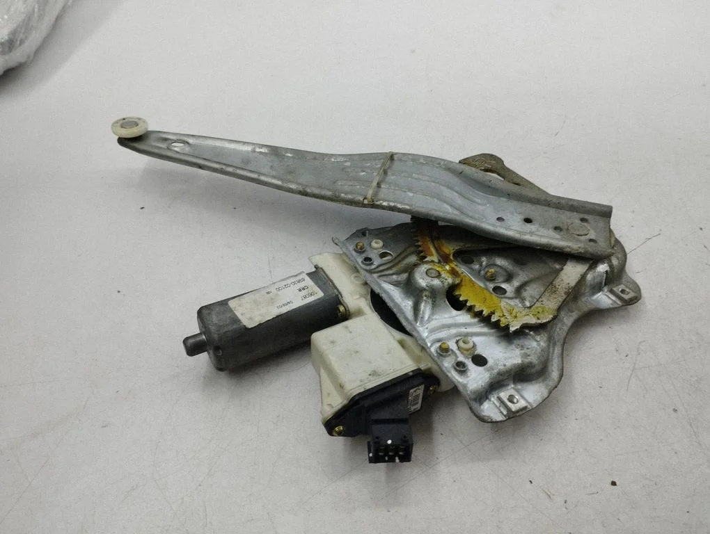 Rear door window regulator with motor 6983002100