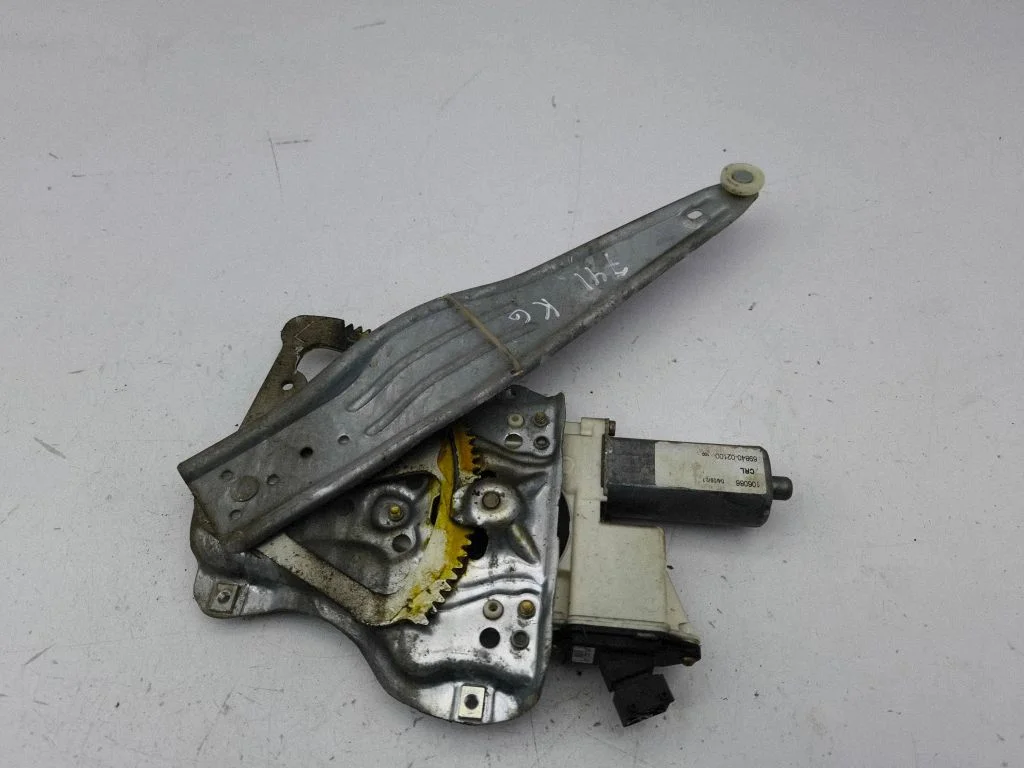 Rear door window regulator with motor 992046100