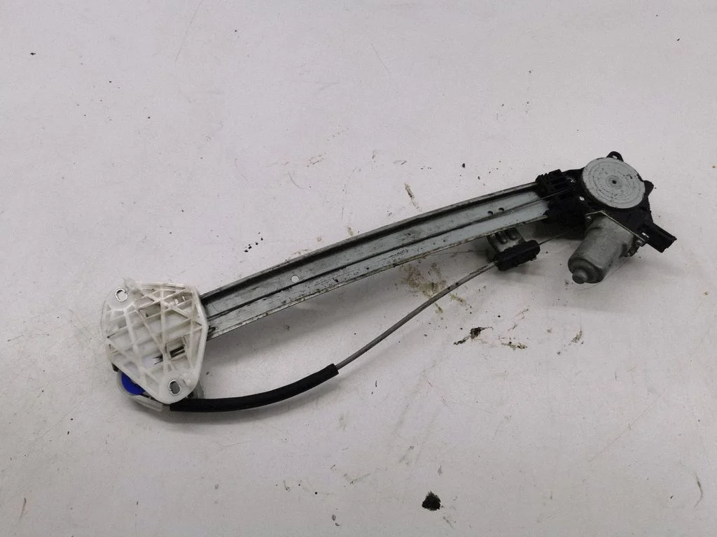 Rear door window regulator with motor 601150