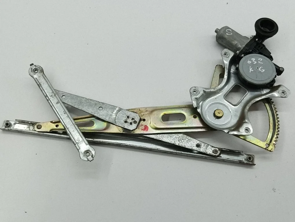 Rear door window regulator with motor 8570035140