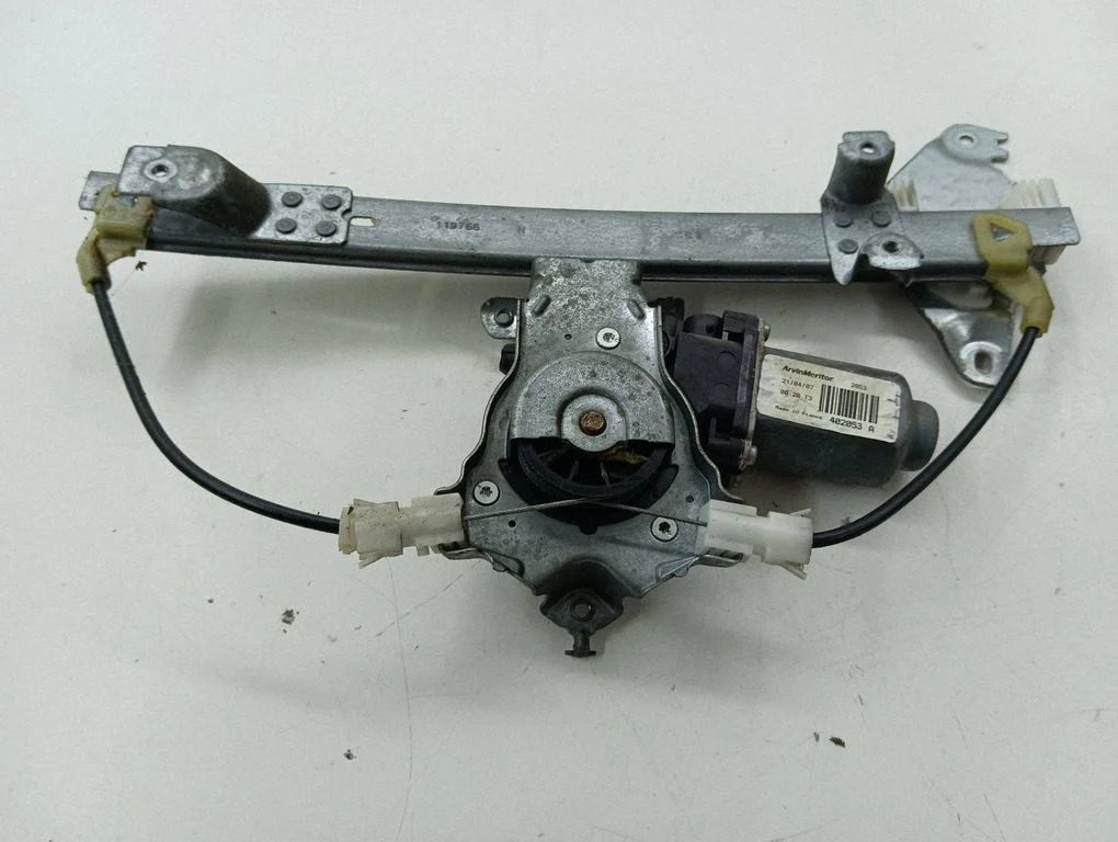 Rear door window regulator with motor 402053A