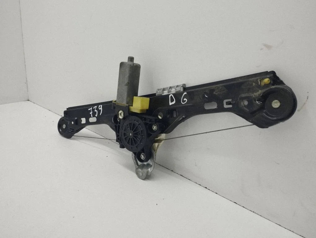 Rear door window regulator with motor A2038203042