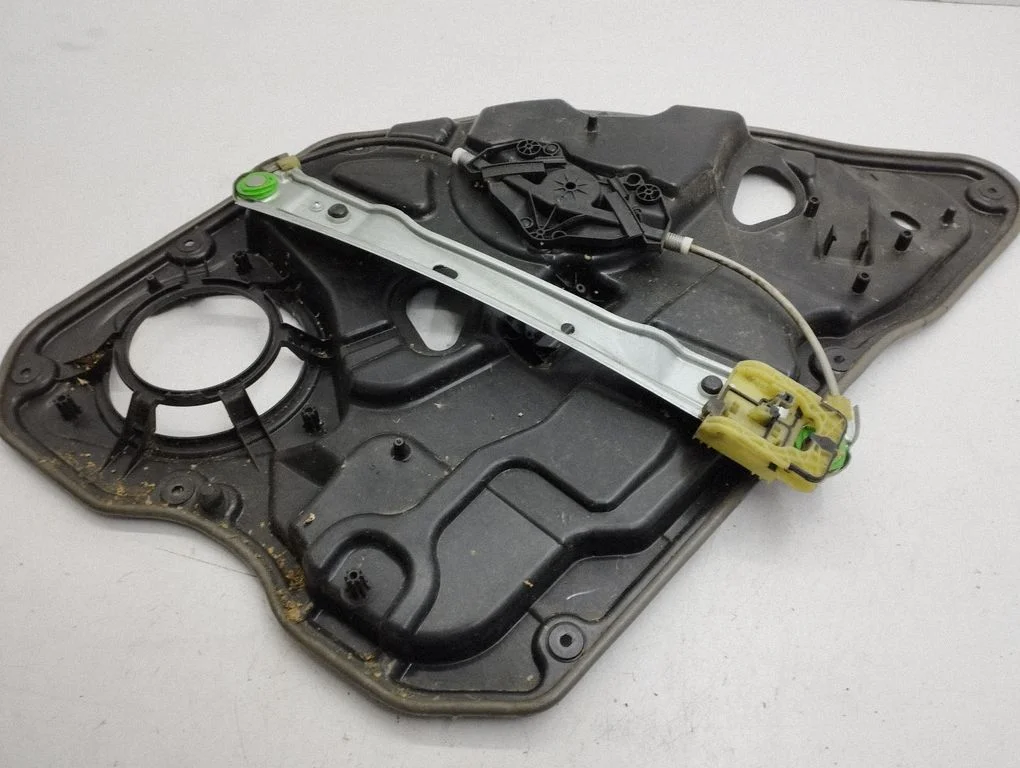 Rear door window regulator with motor 30784313