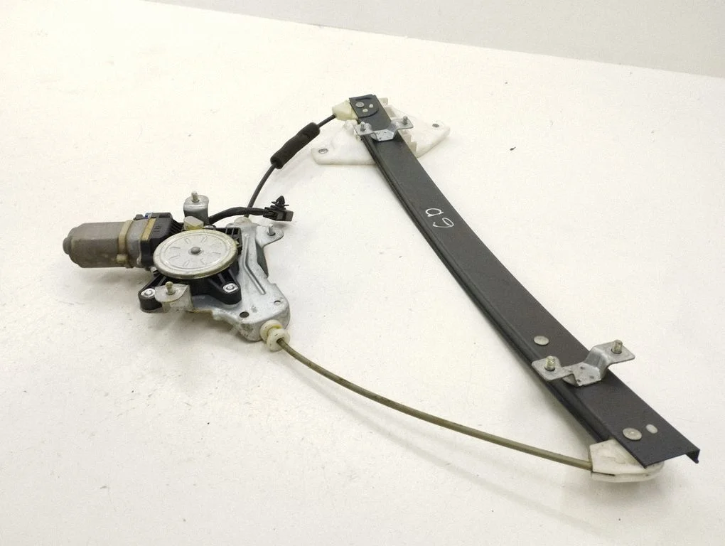Rear door window regulator with motor 96627082