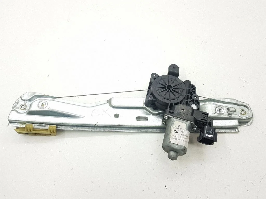 Rear door window regulator with motor 920406103