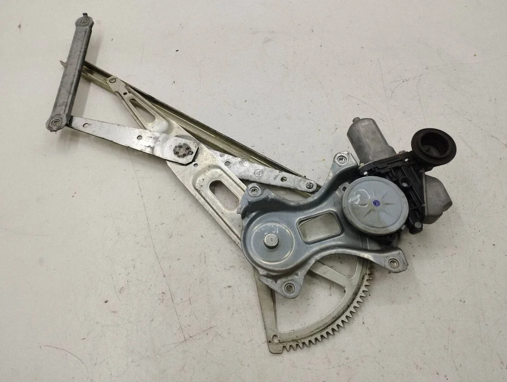 Rear door window regulator with motor 8572047080