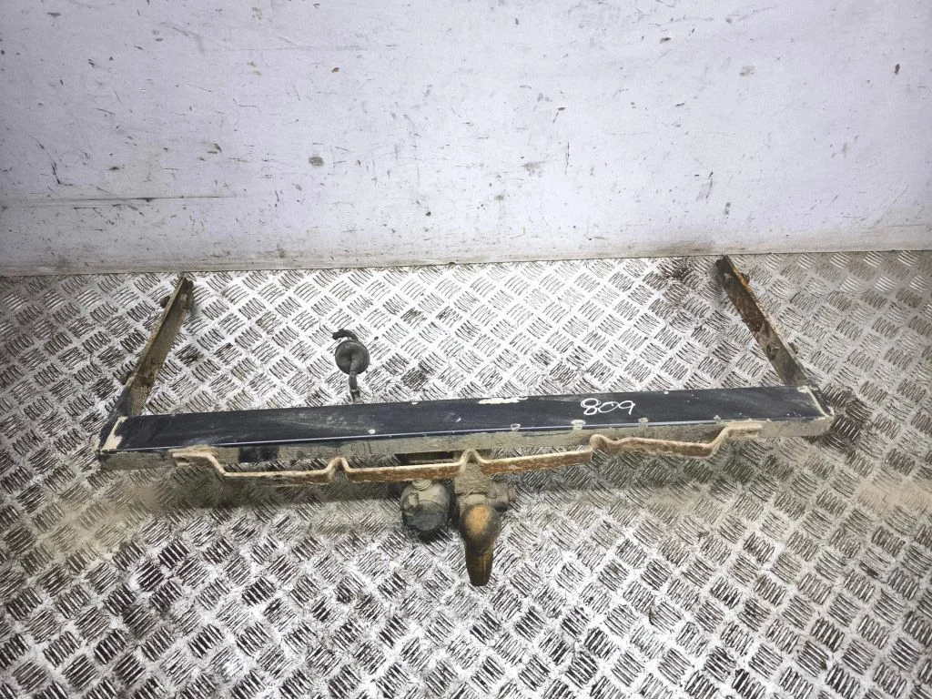 Sakabes āķa komplekts 1J0803881