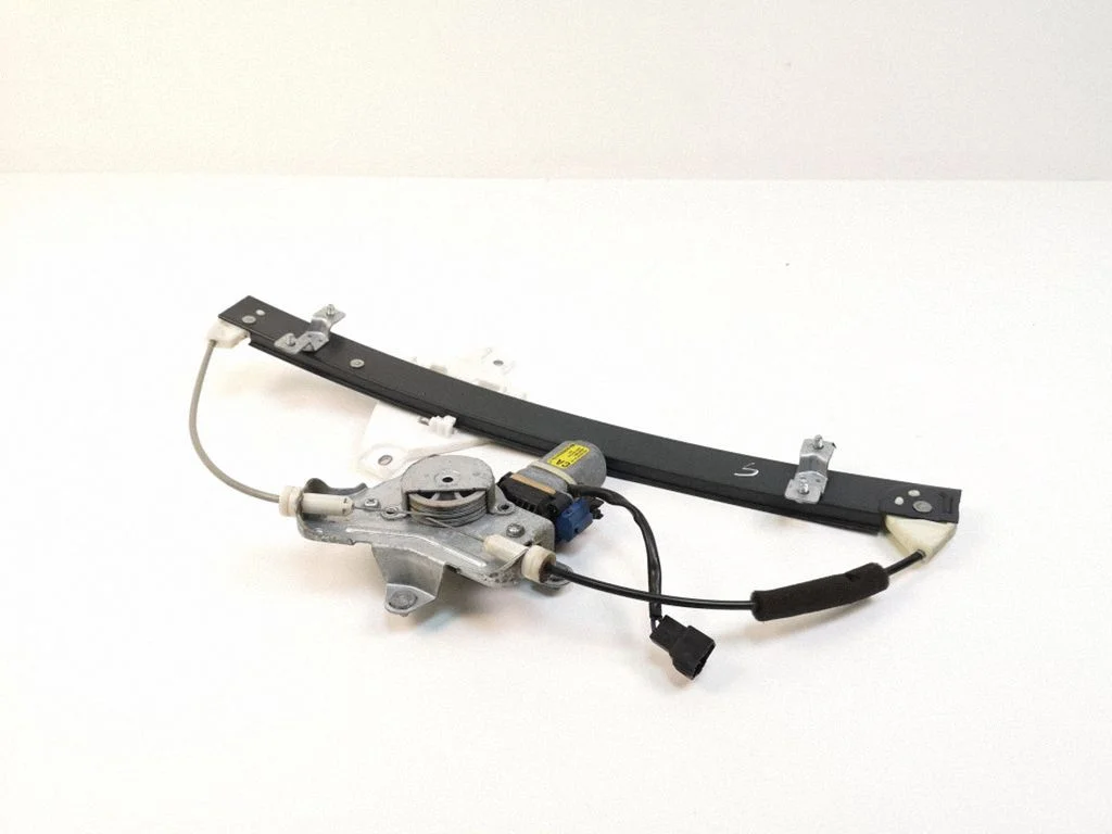 Rear door window regulator with motor 96627081