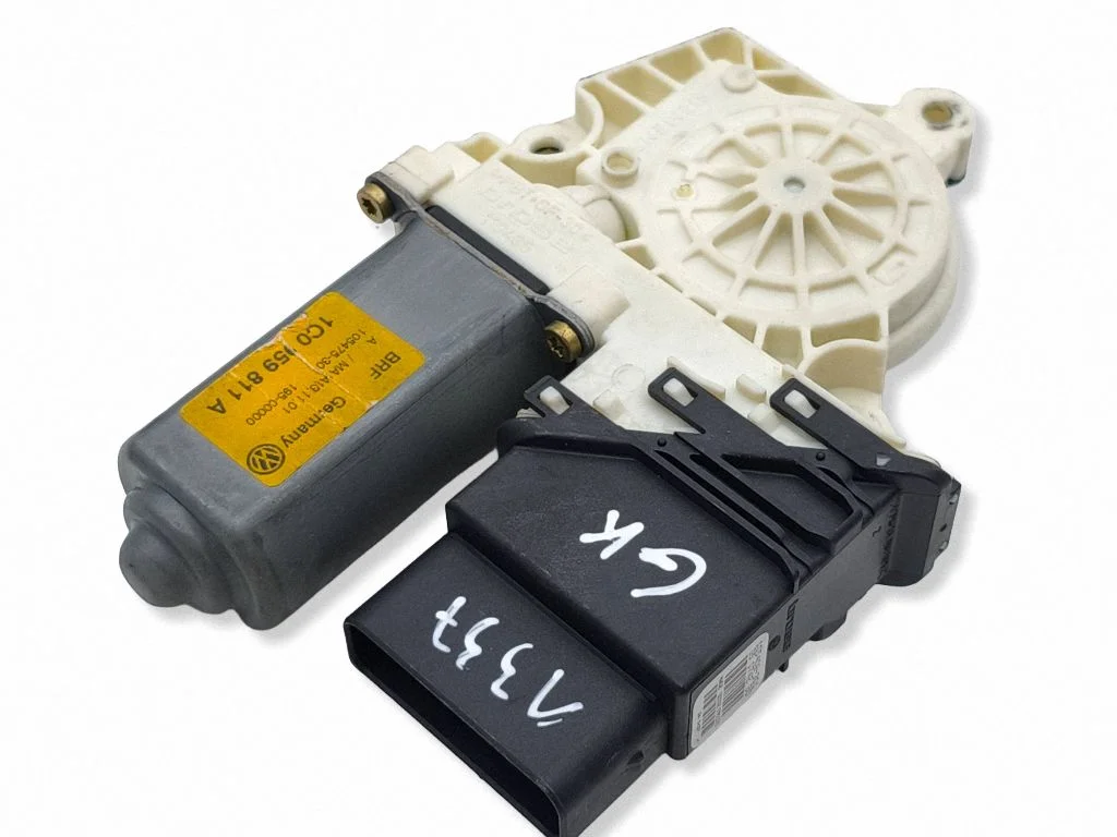 Aizmugurējā loga pacēlāja motoriņš 1C0959811A