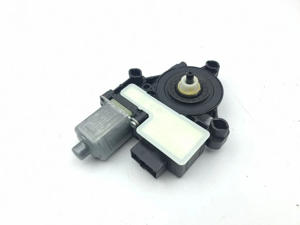 Rear door window regulator motor 5Q0959408D