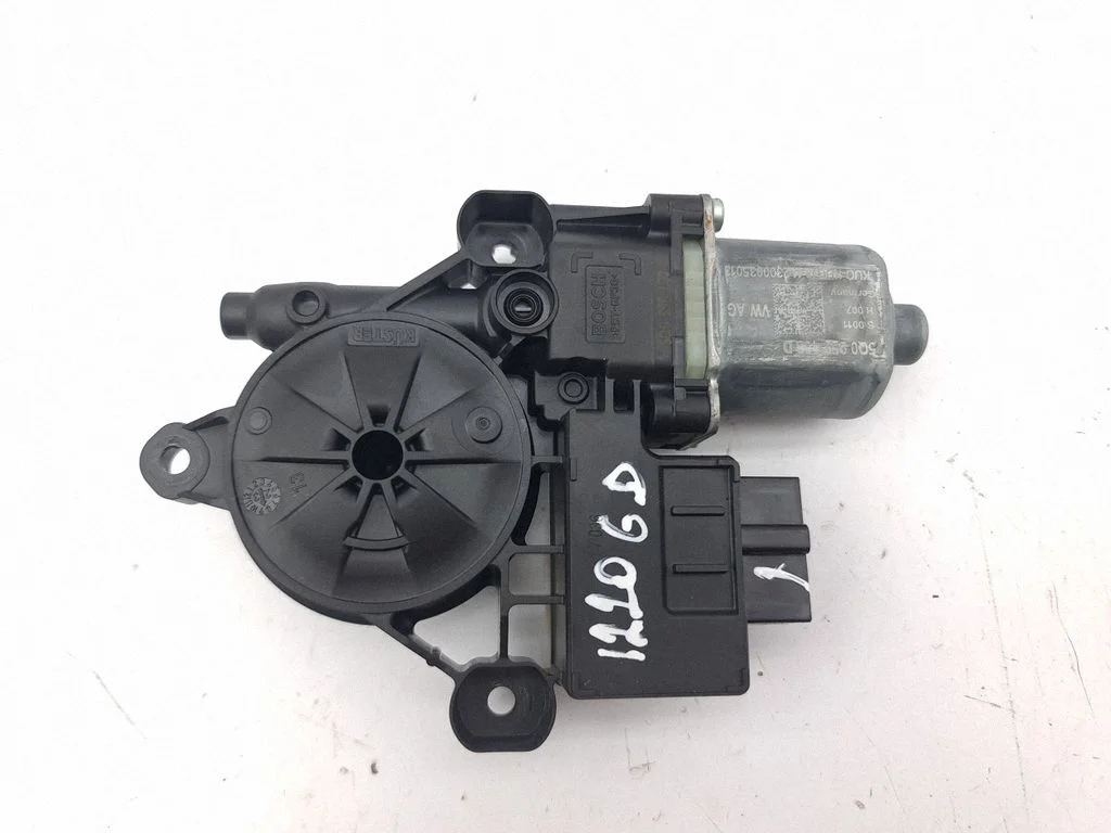 Rear door window regulator motor 5Q0959408D