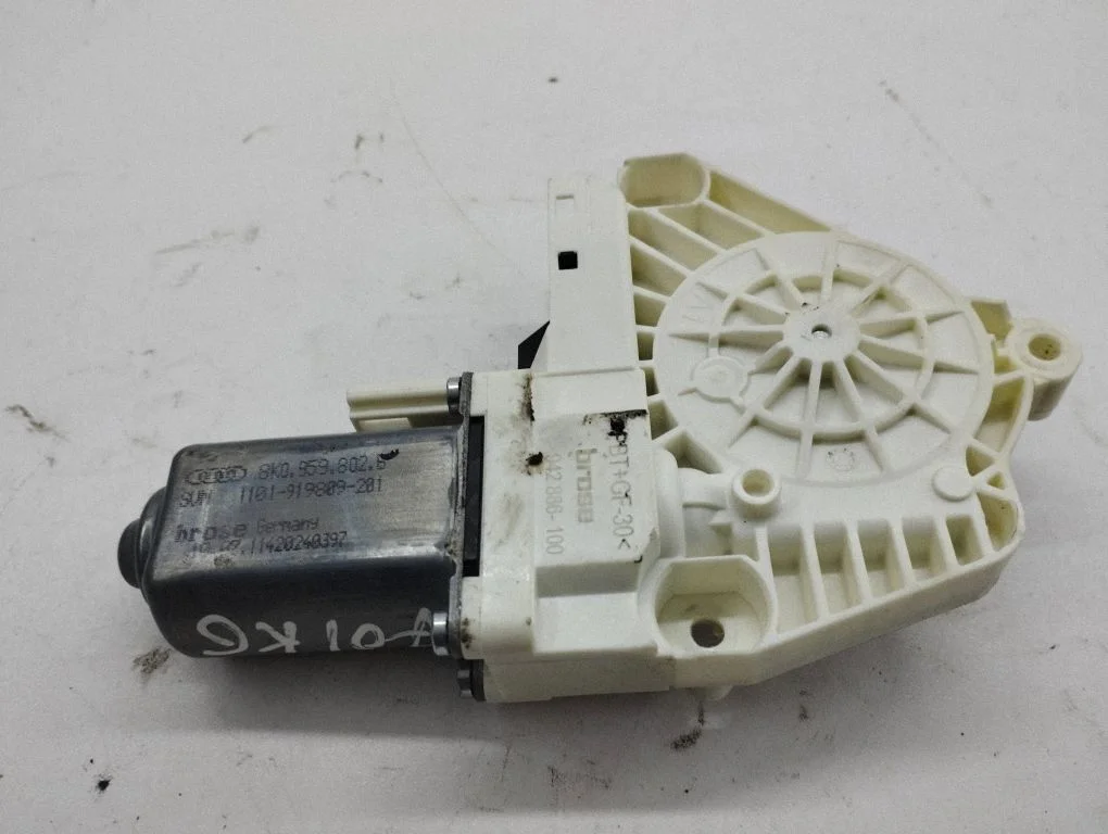 Aizmugurējā loga pacēlāja motoriņš 919807201