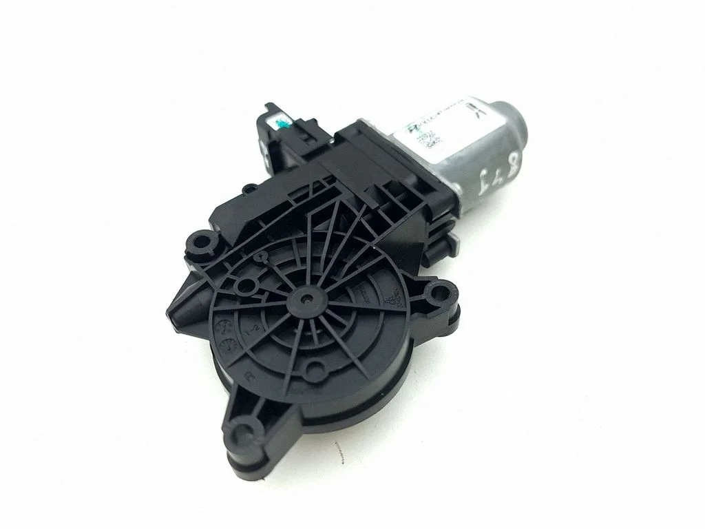 Rear door window regulator motor 83450G4010