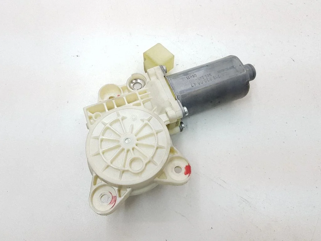 Rear door window regulator motor A2198200642