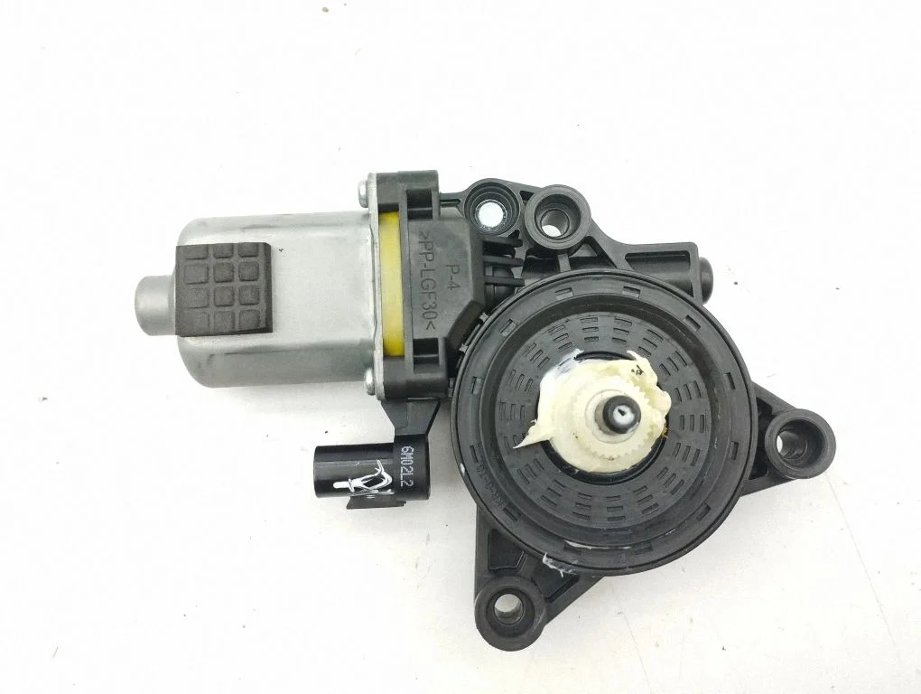 Rear door window regulator motor 83450F1000