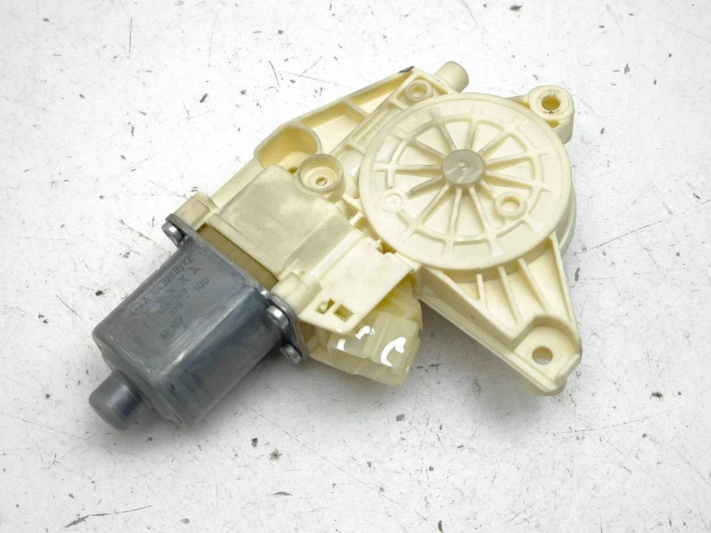 Rear door window regulator motor – Mercedes-Benz GLK-Class (X204) (2008-2016)
