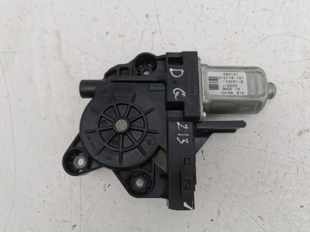 Rear door window regulator motor 1174081B