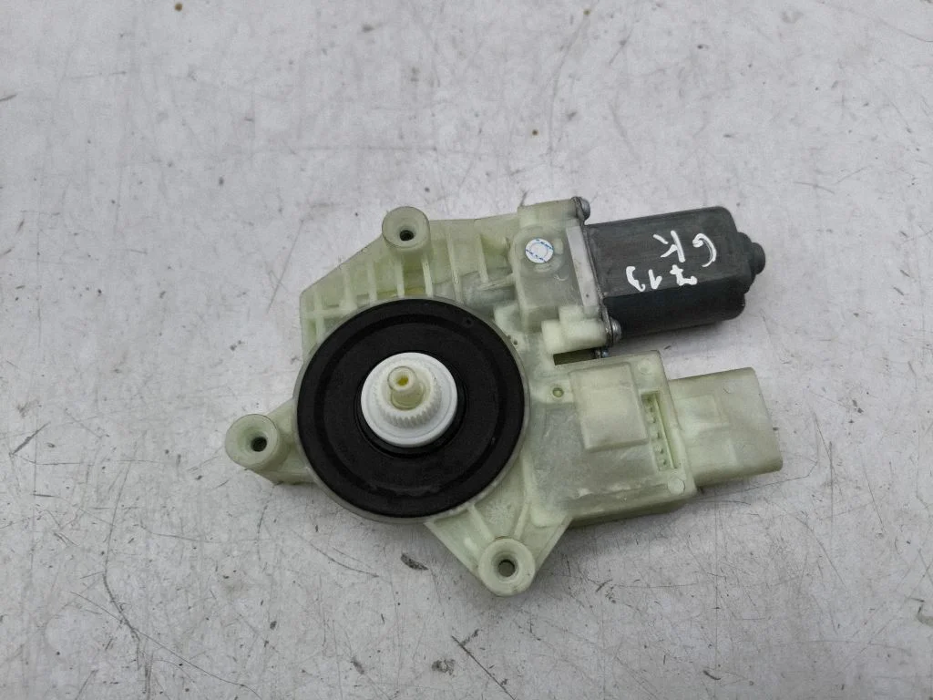 Aizmugurējā loga pacēlāja motoriņš 128010912