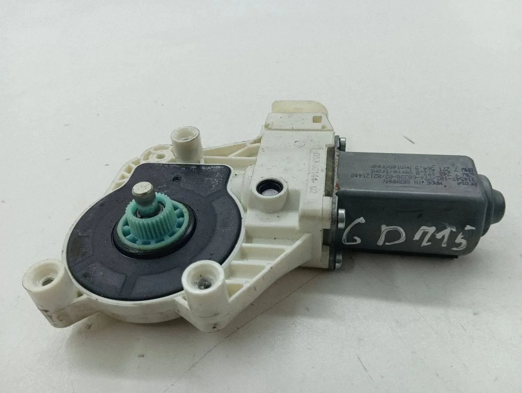 Aizmugurējā loga pacēlāja motoriņš 914547102