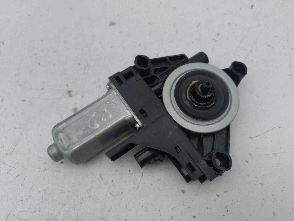 Tagaukse aknatõstuki mootor – Jeep Grand Cherokee (2010-2021)