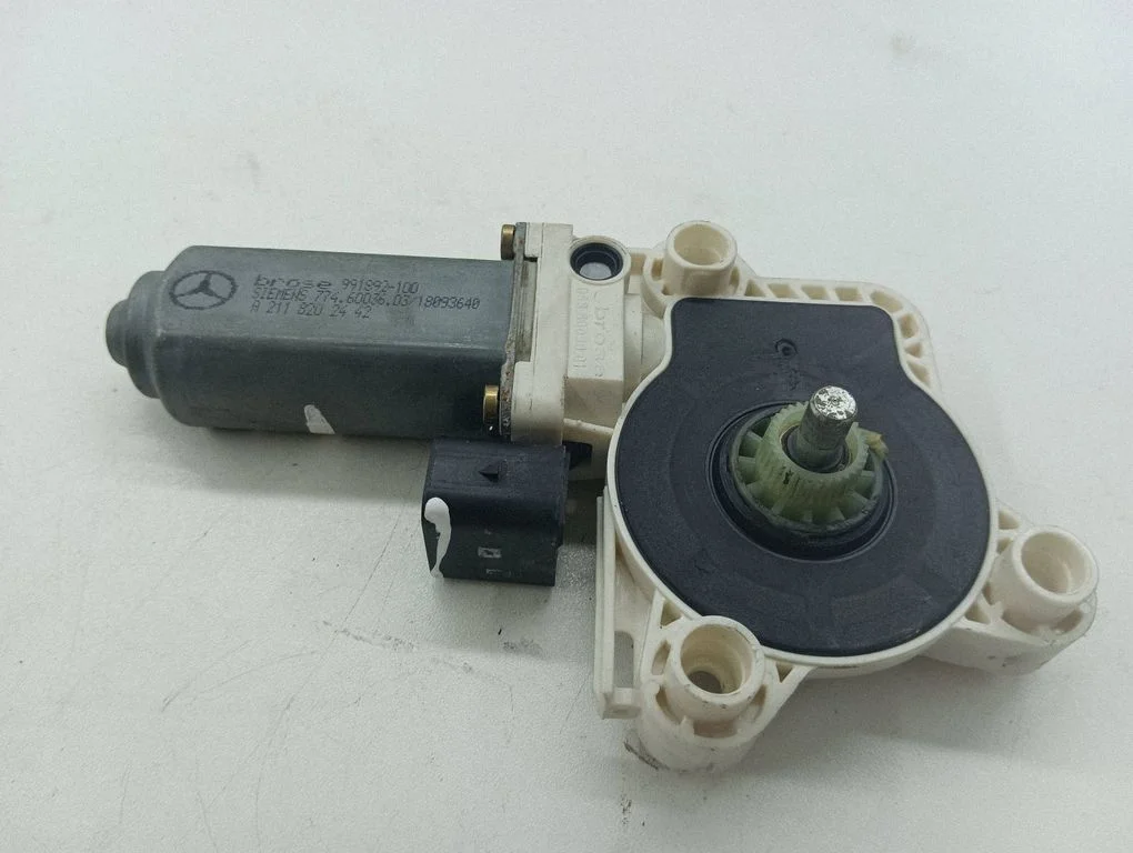 Rear door window regulator motor 991892100