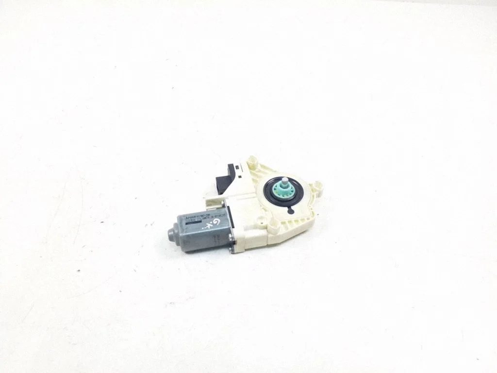 Rear door window regulator motor – Audi A6 Allroad C6 (2006-2011)