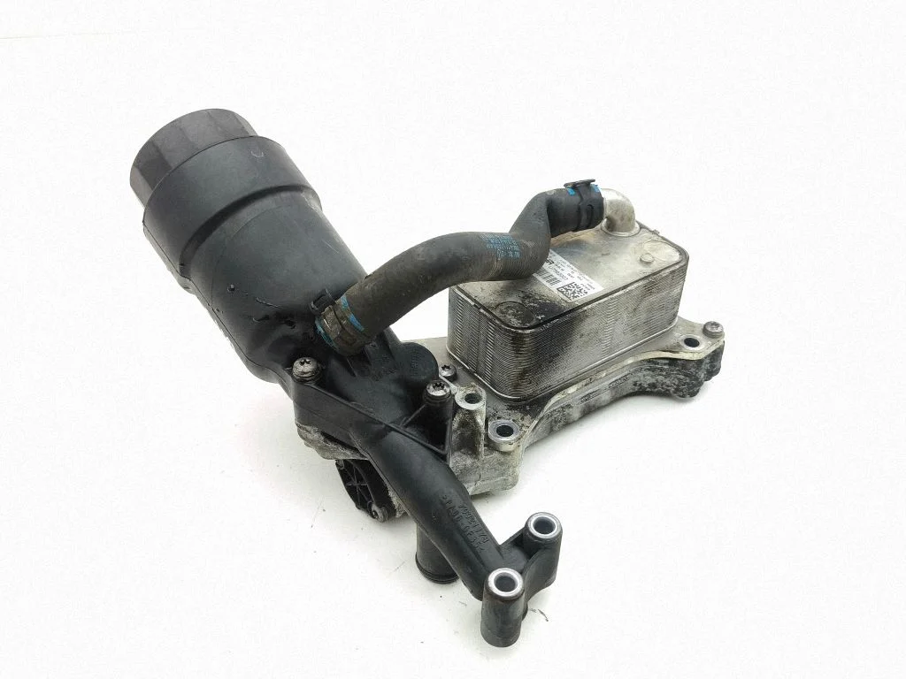 Oil filter mounting bracket – Mercedes-Benz ML-Class W166 (2012-2017)