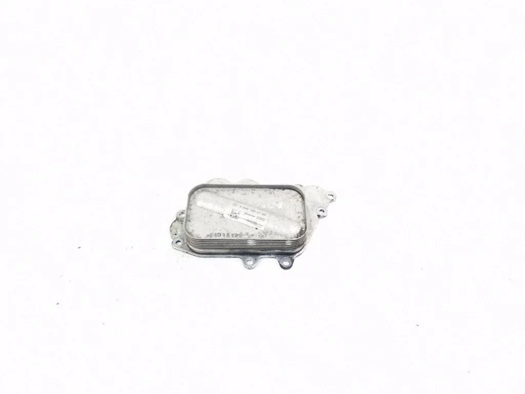 Eļļas filtra turētājs/dzesētājs A6401800765