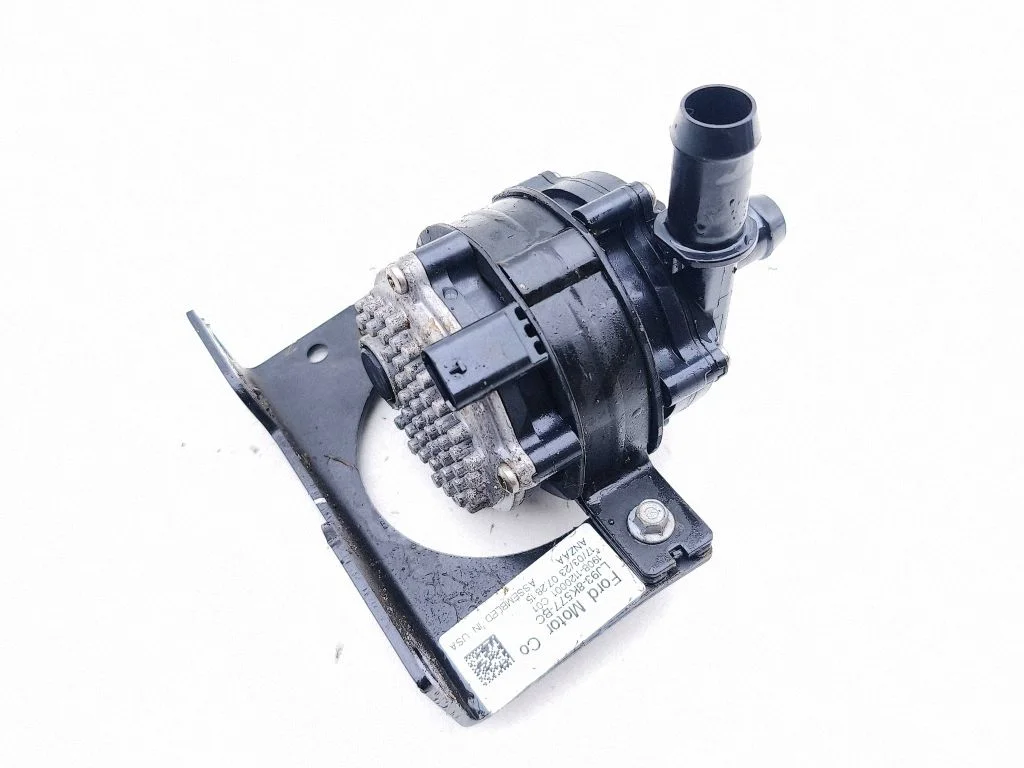 Electric auxiliary coolant/water pump LJ938K577BC