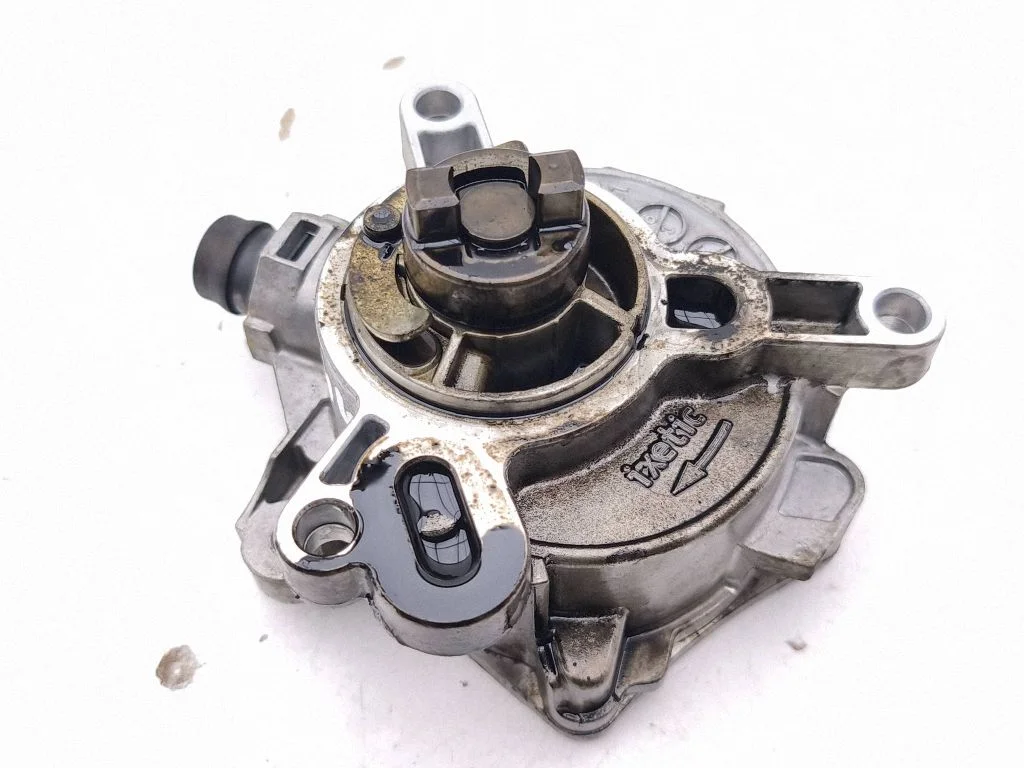 Vaakumpump – Volvo V60 (2018-)