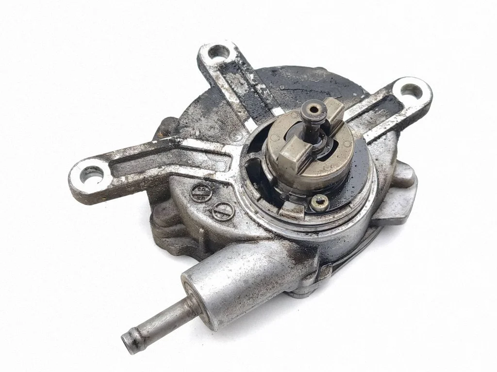Vaakumpump – Lexus IS 220D-250-350 (2006-2013)