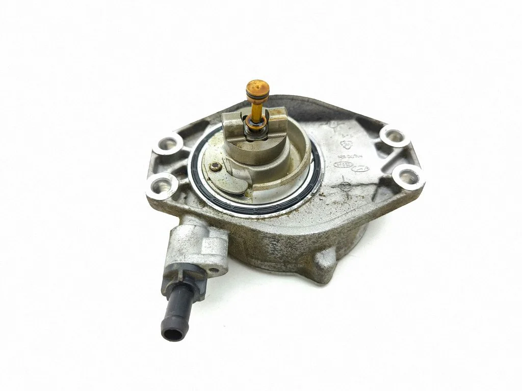 Vacuum pump 288102M830