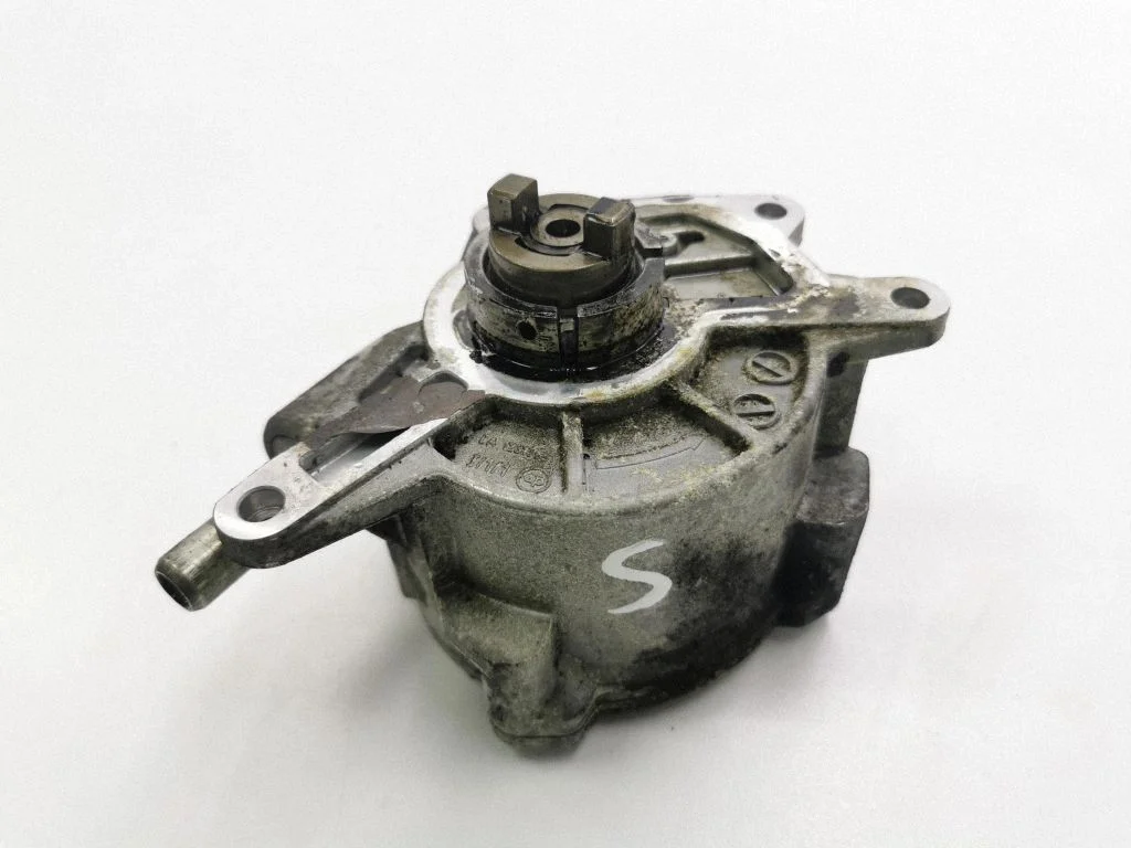 Vacuum pump A6422300165