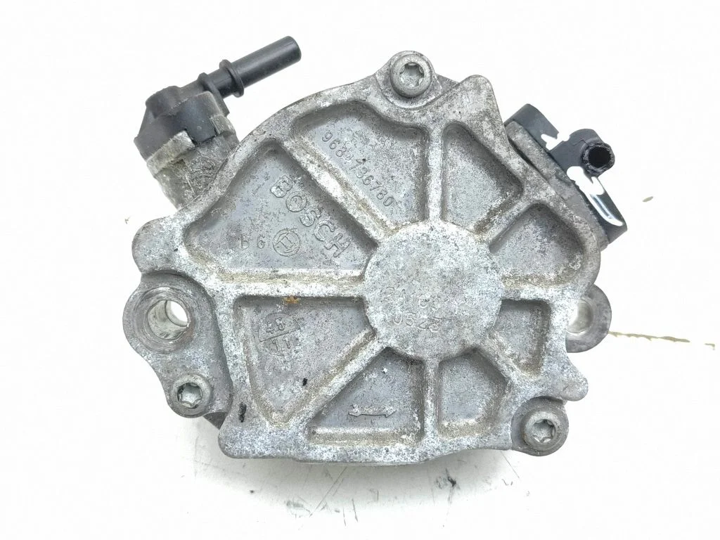 Vacuum pump 9684786780